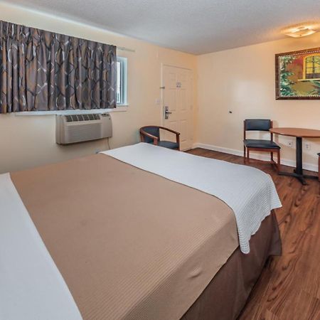 Tampa Bay Extended Stay Hotel Largo Εξωτερικό φωτογραφία