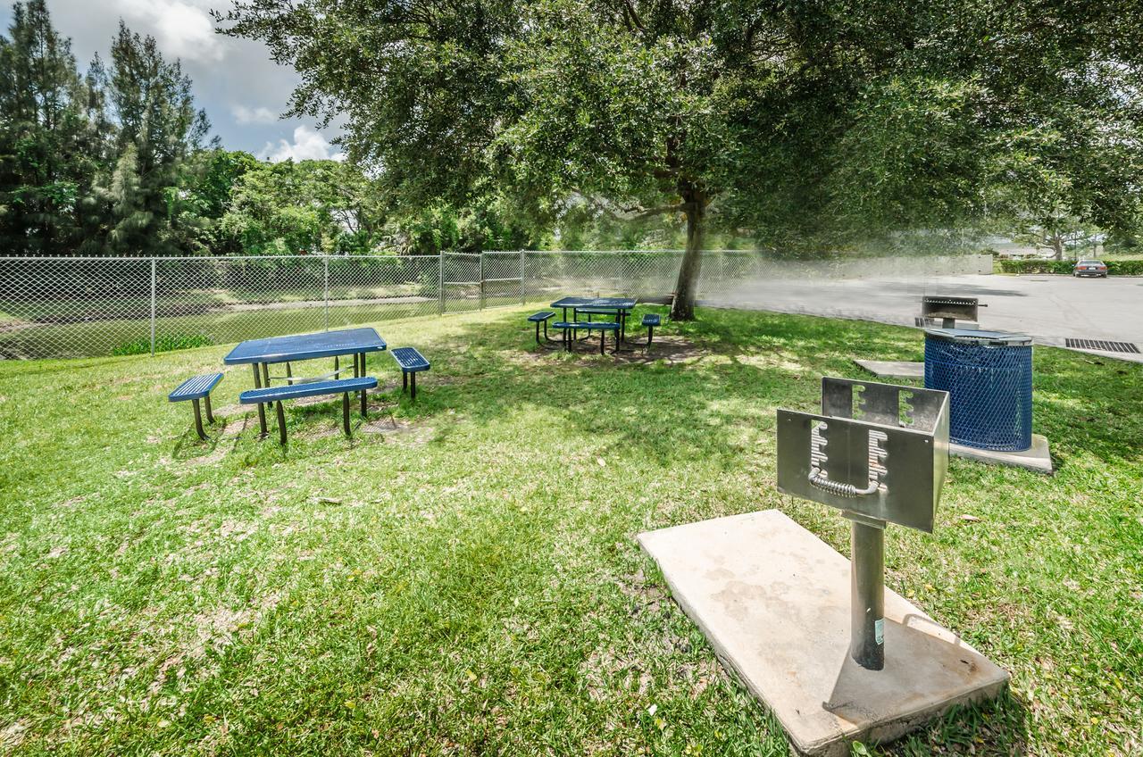Tampa Bay Extended Stay Hotel Largo Εξωτερικό φωτογραφία